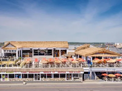 Bernies Beach Bar