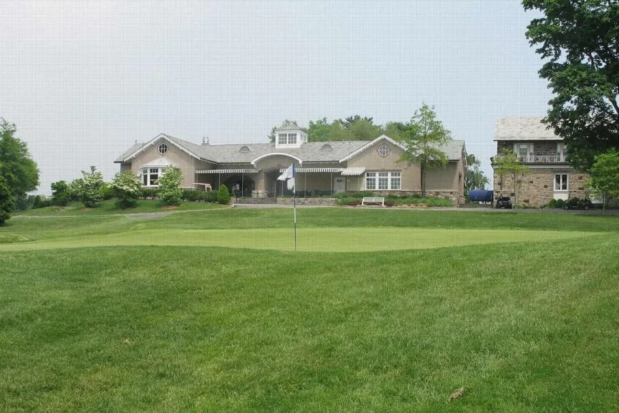 Server - Century Country Club, Purchase - 1