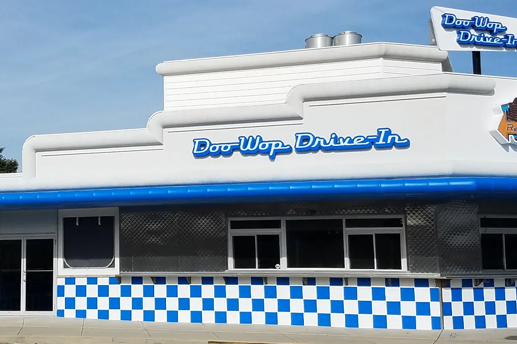 Server - Doo-Wop Drive-In, Wildwood - 1